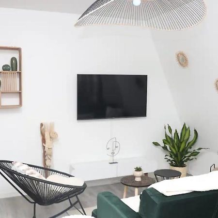 Fabuleux Bed & Breakfast Villepinte  Luaran gambar